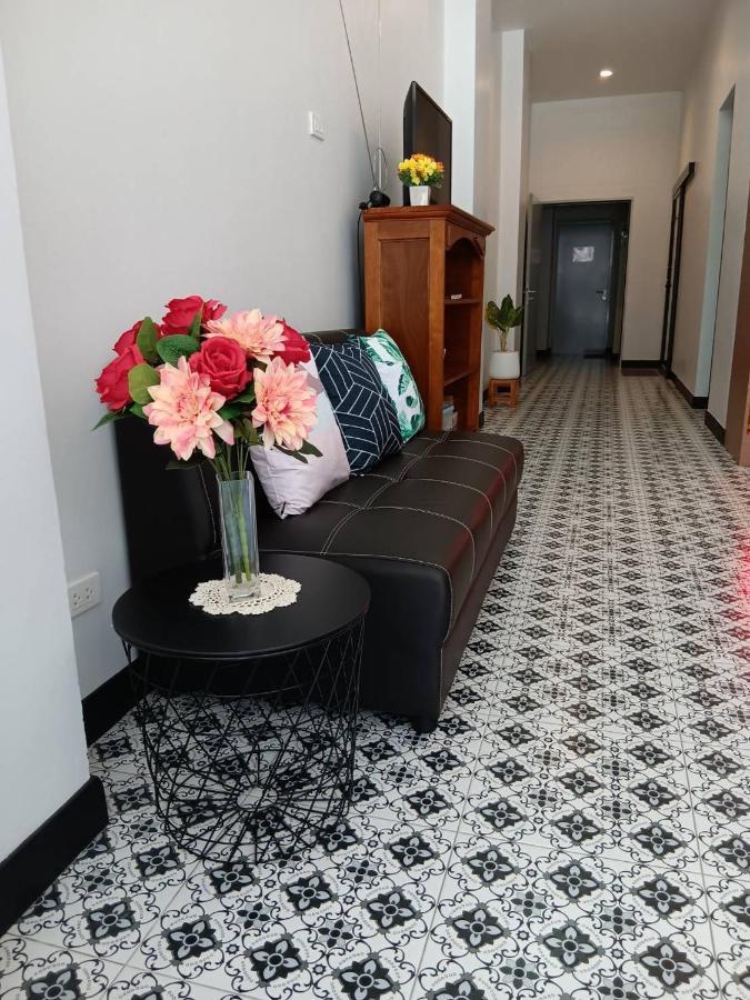 The Brown Boutique Patong Hotell Eksteriør bilde