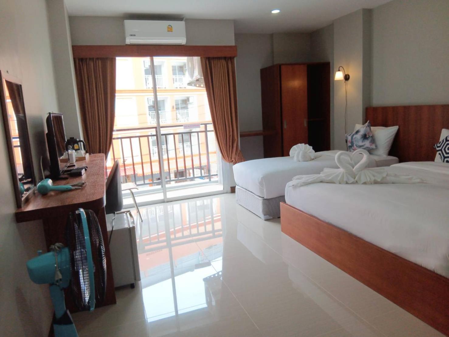 The Brown Boutique Patong Hotell Eksteriør bilde