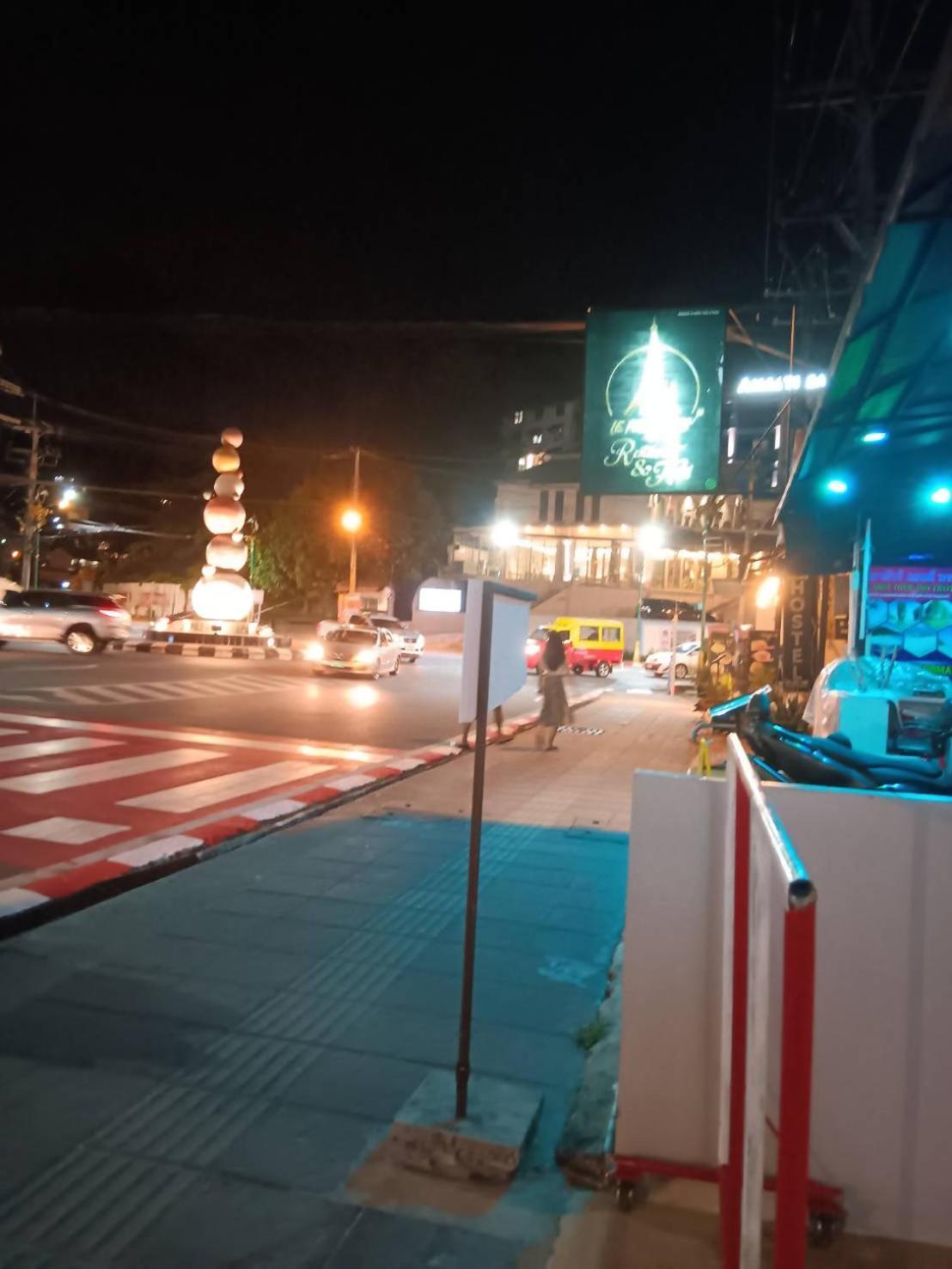 The Brown Boutique Patong Hotell Eksteriør bilde